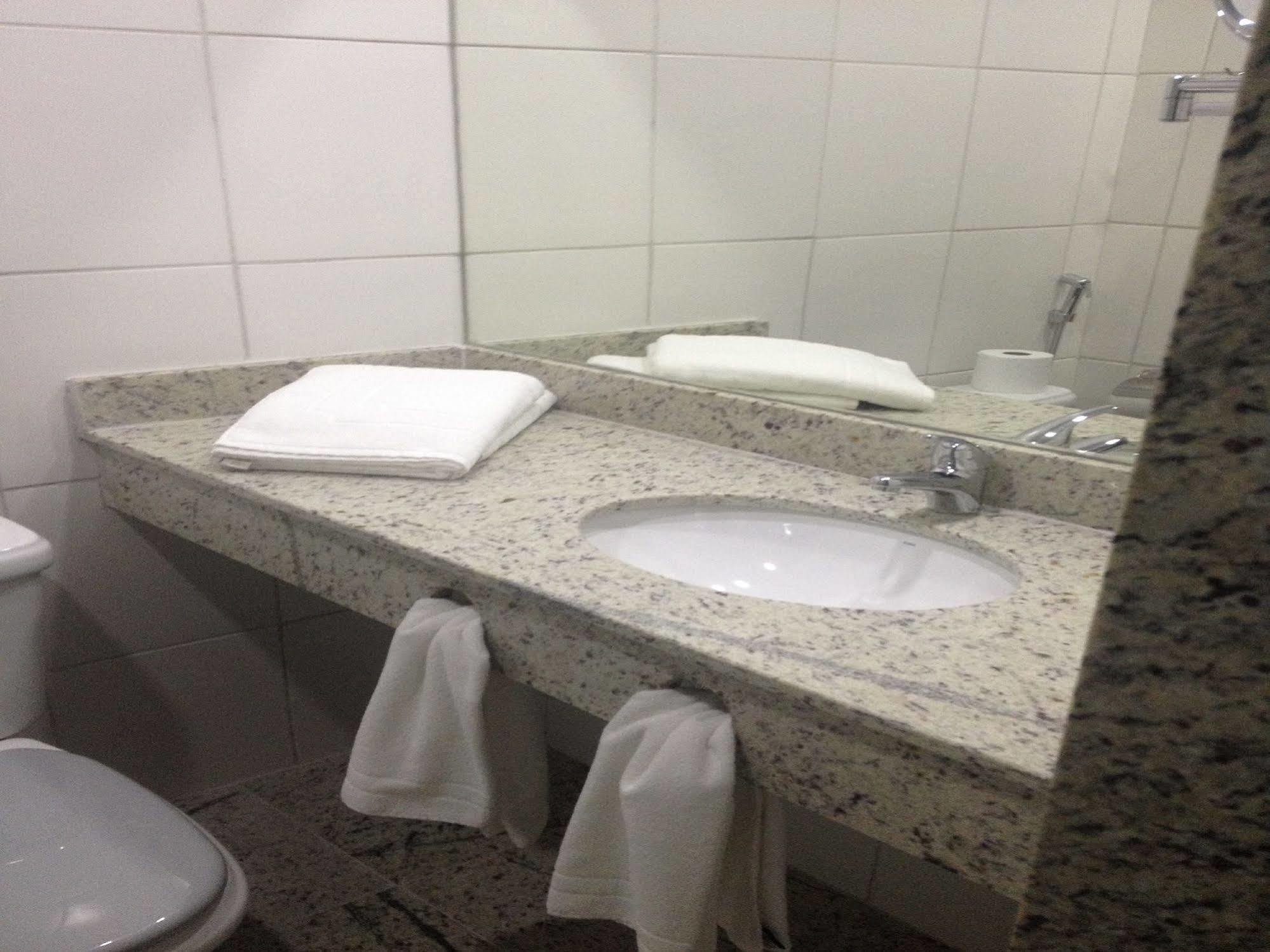 Golden Park Sorocaba Hotel Exterior photo